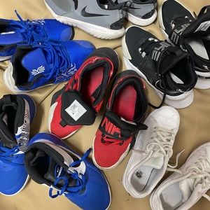 Lot of 6 pair of Nike Shoes Size 4Y